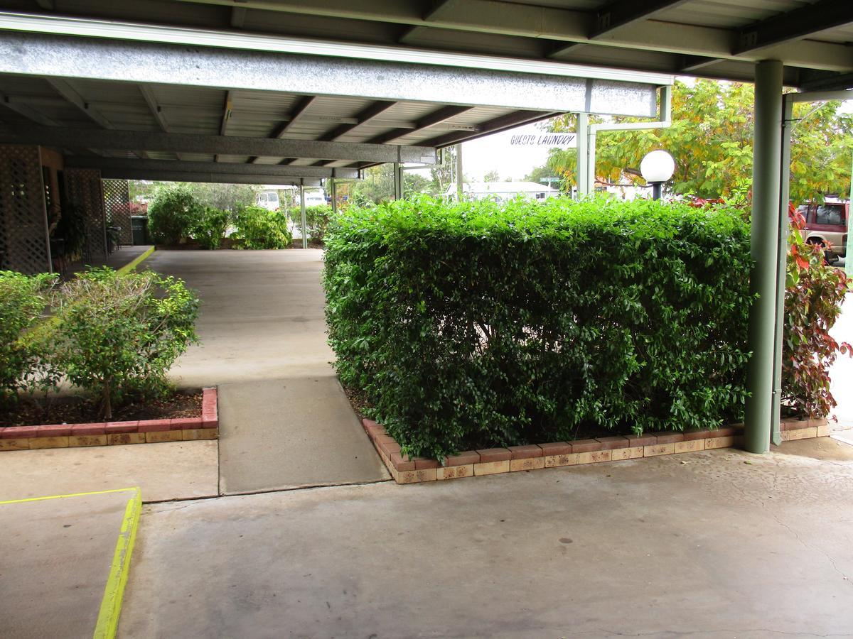 Barcaldine Country Motor Inn Buitenkant foto